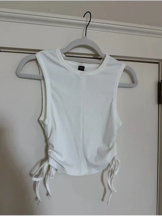 Set of 20 Crop Tops - Great Condition! - Picture 9 of 15